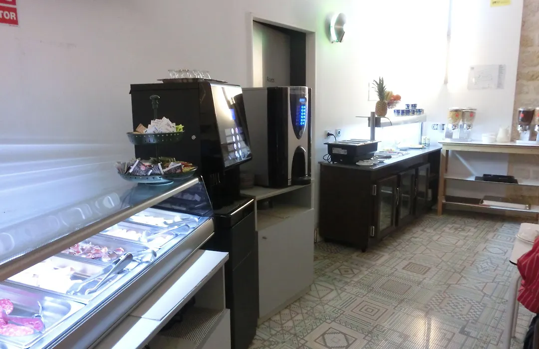 Les Monges Palace Boutique-1
