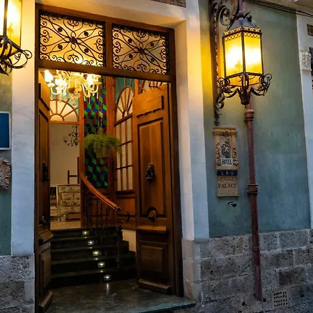 Les Monges Palace Boutique-3